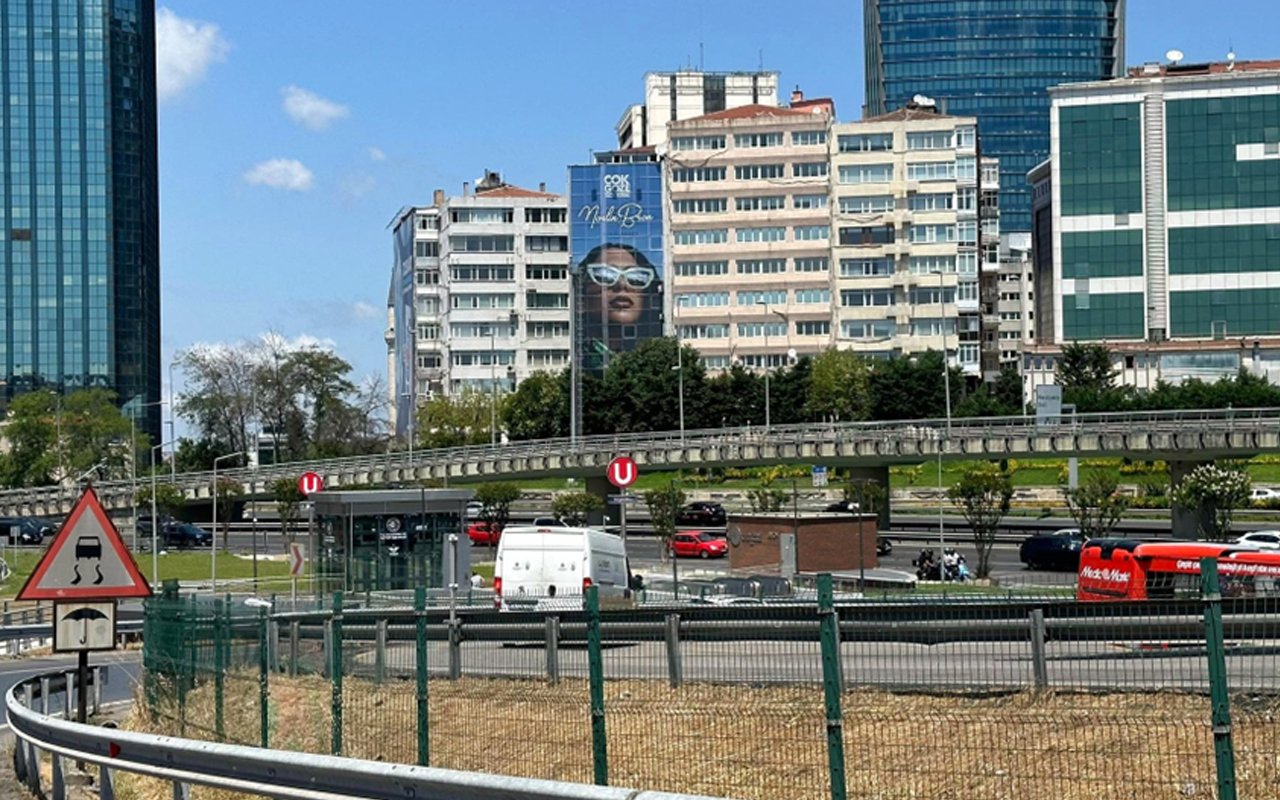 Morlin Bron, İstanbul’un Outdoor Reklam Alanlarında Görücüye Çıktı.